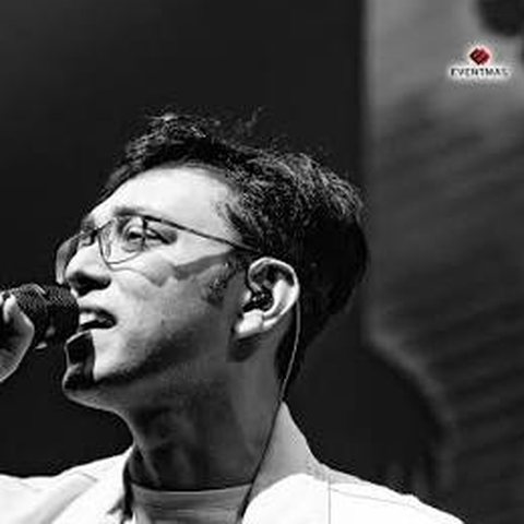 Portrait of Anupam Roy