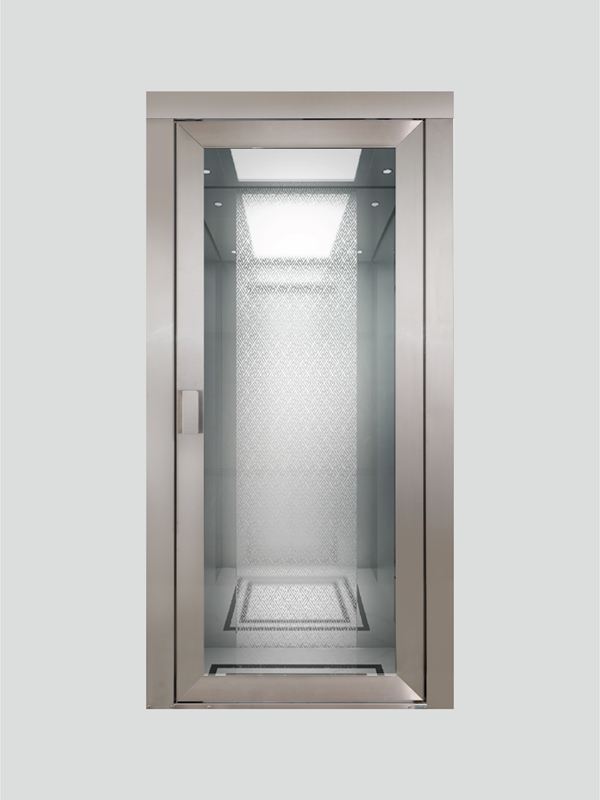 Manual swing landing door with a glass panel